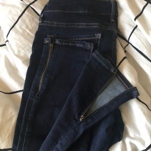 Old navy rockstar dark wash skinny jeans